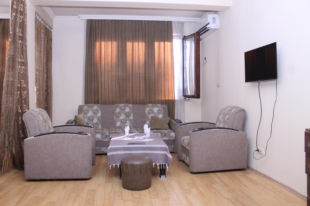 Hotel Hayat Μπατούμι Εξωτερικό φωτογραφία