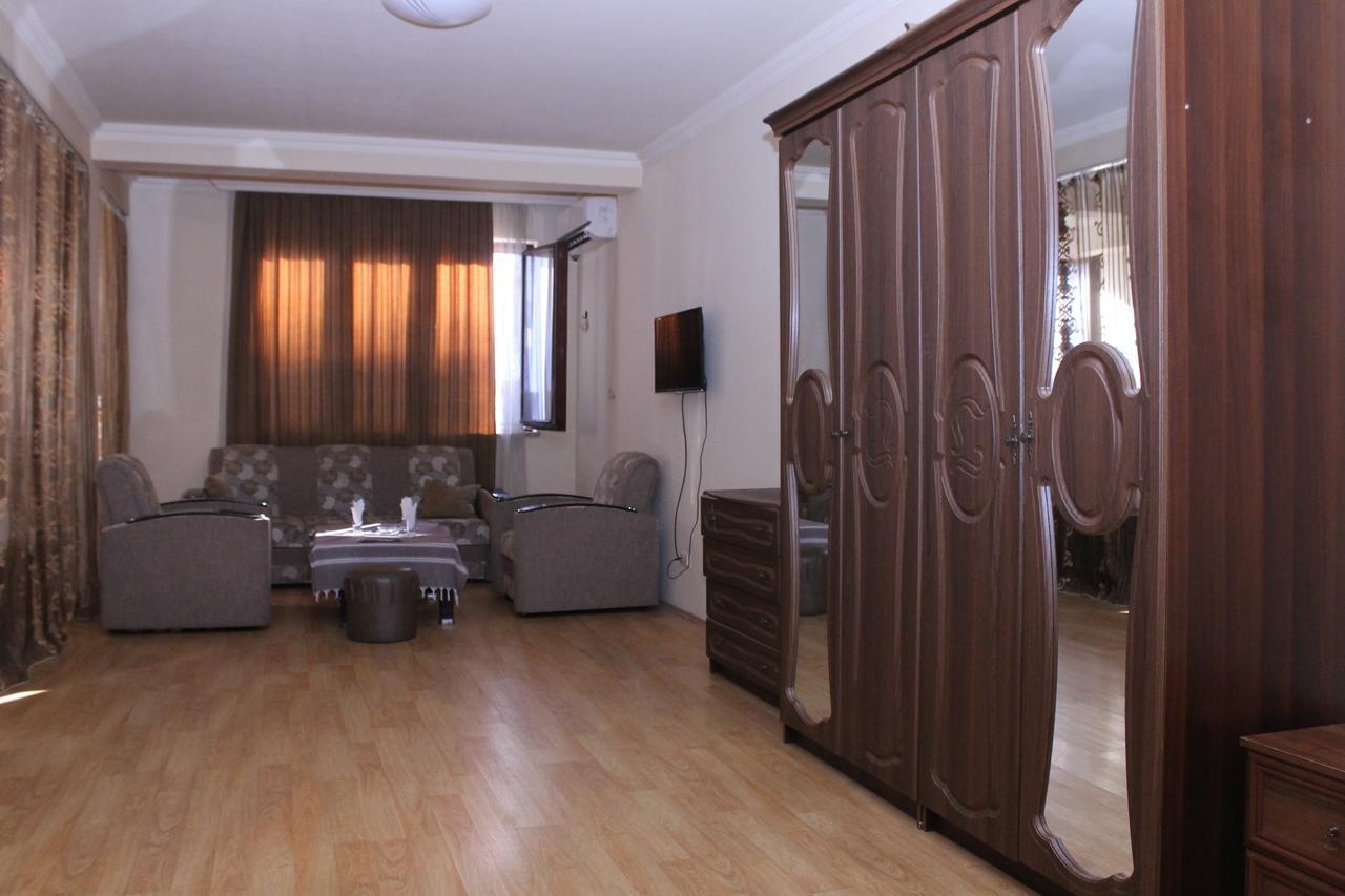 Hotel Hayat Μπατούμι Εξωτερικό φωτογραφία